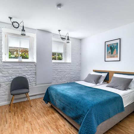 Grand Tulipan Bed & Breakfast Gdynia Bagian luar foto